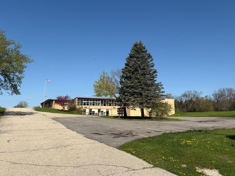 Photo of 10720 Fox River Rd, Salem Lakes, WI 53170 (MLS # 1959579)