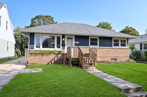 Photo of 3155 S 72nd St, Milwaukee, WI 53219 (MLS # 1985099)