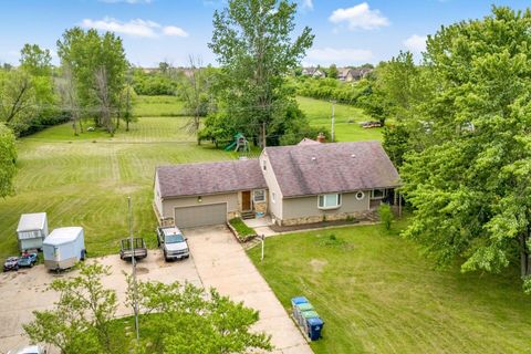 9335 W County Line Rd, Milwaukee, WI 53224 - #: 1922379