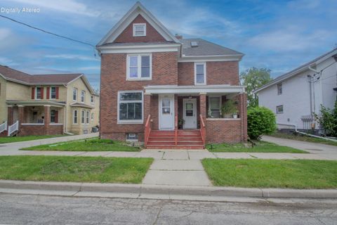 Photo of 217 S 7th St, Watertown, WI 53094 (MLS # 1963189)