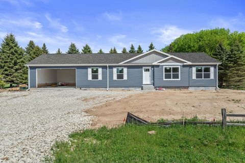 Photo of 6910 Shady Lane Rd, Newburg, WI 53090 (MLS # 1964886)