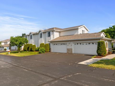 Photo of 4026 Hazelnut Ct, Sheboygan, WI 53081 (MLS # 1946690)
