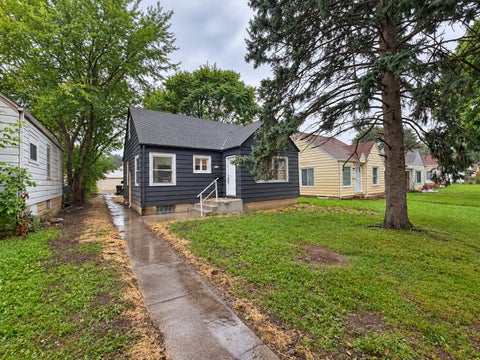 Photo of 4141 N 49th St, Milwaukee, WI 53216 (MLS # 1981245)