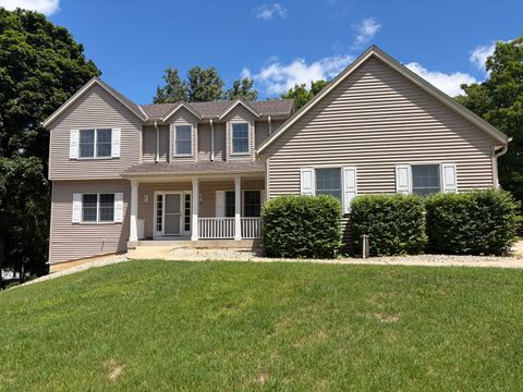 Photo of 30906 Pleasant View Dr, Waterford, WI 53185 (MLS # 1968235)
