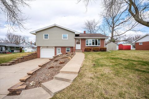 Photo of 200 Storsveen St, Westby, WI 54667 (MLS # 1957022)