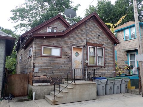 Photo of 1236A W Scott St, Milwaukee, WI 53204 (MLS # 1951283)