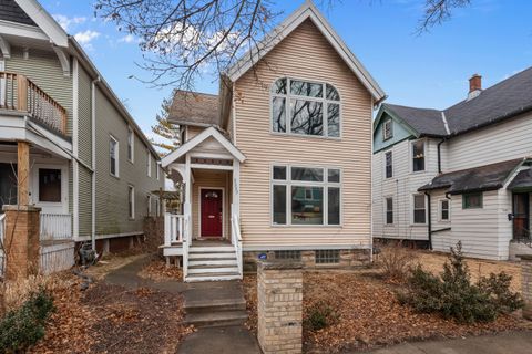 Photo of 2357 N Booth St, Milwaukee, WI 53212 (MLS # 1908709)