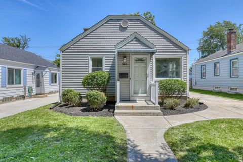 Photo of 340 N 63rd St, Milwaukee, WI 53213 (MLS # 1970068)