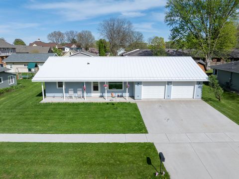 Photo of 125 Clark St S, West Salem, WI 54669 (MLS # 1959980)