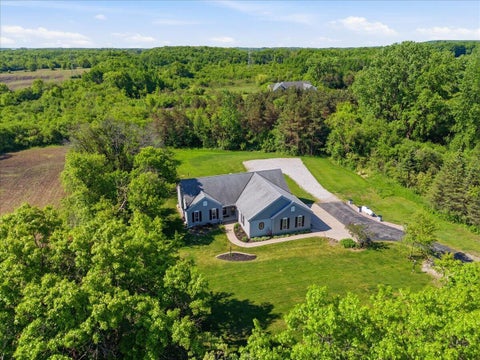 Photo of 10155 W Oakwood Rd, Franklin, WI 53132 (MLS # 1961127)