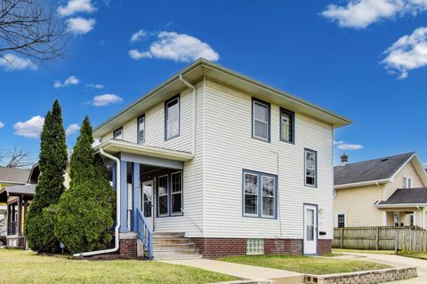 Photo of 3325 15th St, Racine, WI 53405 (MLS # 1956264)