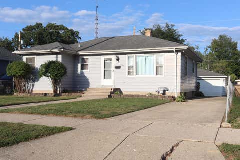 Photo of 7925 45th Ave, Kenosha, WI 53142 (MLS # 1973413)