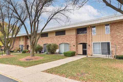 Photo of 11907 W Appleton Ave, Milwaukee, WI 53224 (MLS # 1986810)