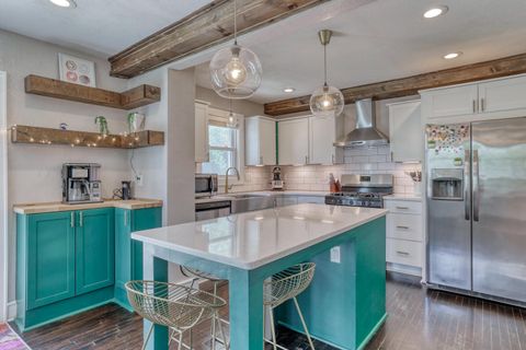 Photo of 7301 W Bluemound Rd, Milwaukee, WI 53213 (MLS # 1961838)