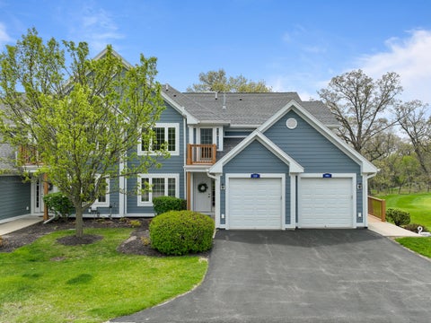 Photo of 935 Scotland Dr, Geneva, WI 53147 (MLS # 1981405)
