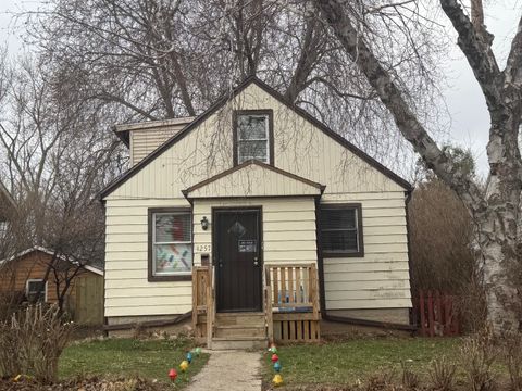Photo of 4257 N 67th St, Milwaukee, WI 53216 (MLS # 1956334)