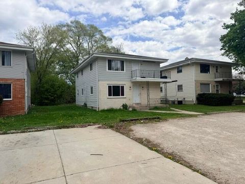 Photo of 6408 N 58th St, Milwaukee, WI 53223 (MLS # 1961755)