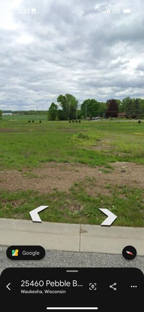 Photo of S54 W25451 Pebble Brook Ct, Waukesha, WI 53189 (MLS # 1946886)