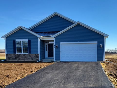 Photo of 412 Manchester Dr, Williams Bay, WI 53191 (MLS # 1950751)