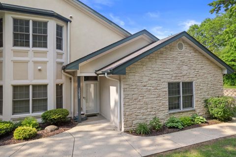 Photo of 10292 W Deerwood Ln, Franklin, WI 53132 (MLS # 1920649)