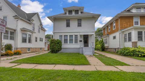 Photo of 241 Amory St, Fond Du Lac, WI 54935 (MLS # 1976548)