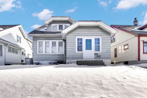 Photo of 1828 N 55th St, Milwaukee, WI 53208 (MLS # 1948831)