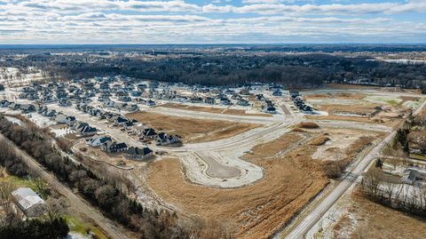 Photo of Lt172 Applewood Ct, Grafton, WI 53024 (MLS # 1945727)