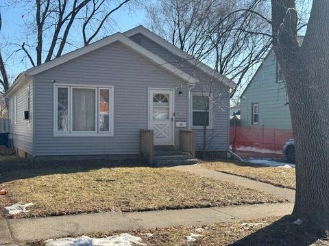 Photo of 5036 N 56th St, Milwaukee, WI 53218 (MLS # 1950808)