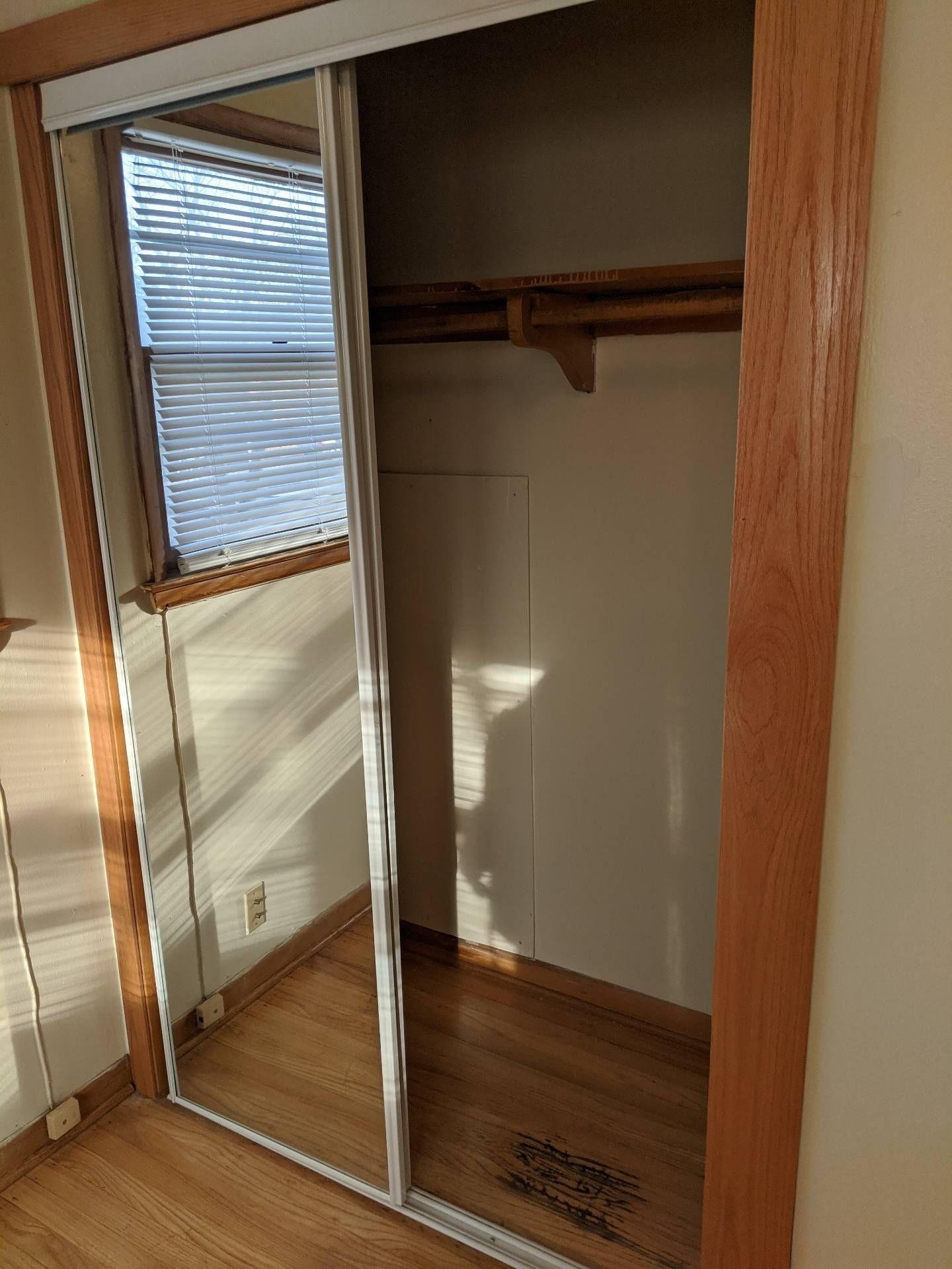 Milwaukee, Wisconsin 53218, United States, 3 Bedrooms Bedrooms, ,1 BathroomBathrooms,Residential,Active,171595