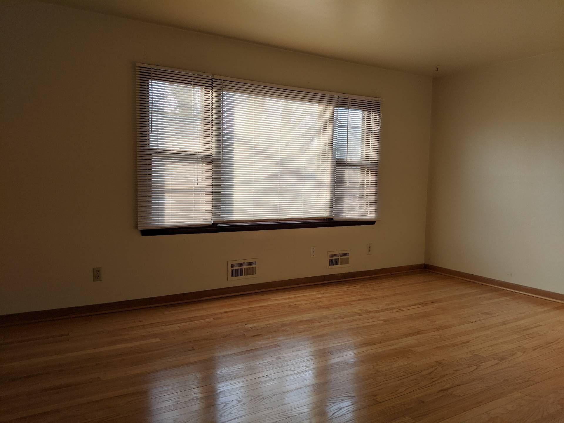 Milwaukee, Wisconsin 53218, United States, 3 Bedrooms Bedrooms, ,1 BathroomBathrooms,Residential,Active,171595