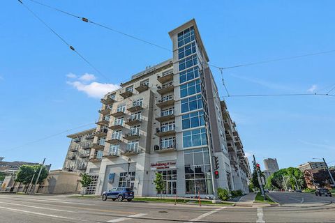 Photo of 601 E Ogden Ave, Milwaukee, WI 53202 (MLS # 1922038)