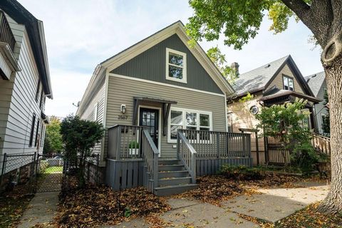 Photo of 2567 S Burrell St, Milwaukee, WI 53207 (MLS # 1937497) Photo of 2567 S Burrell St, Milwaukee, WI 53207 (MLS # 1937497)