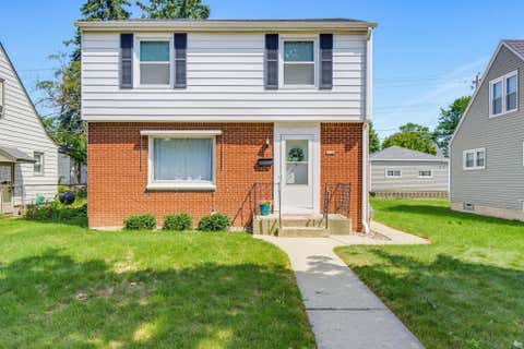 Photo of 3744 N 100th St, Milwaukee, WI 53222 (MLS # 1977459)