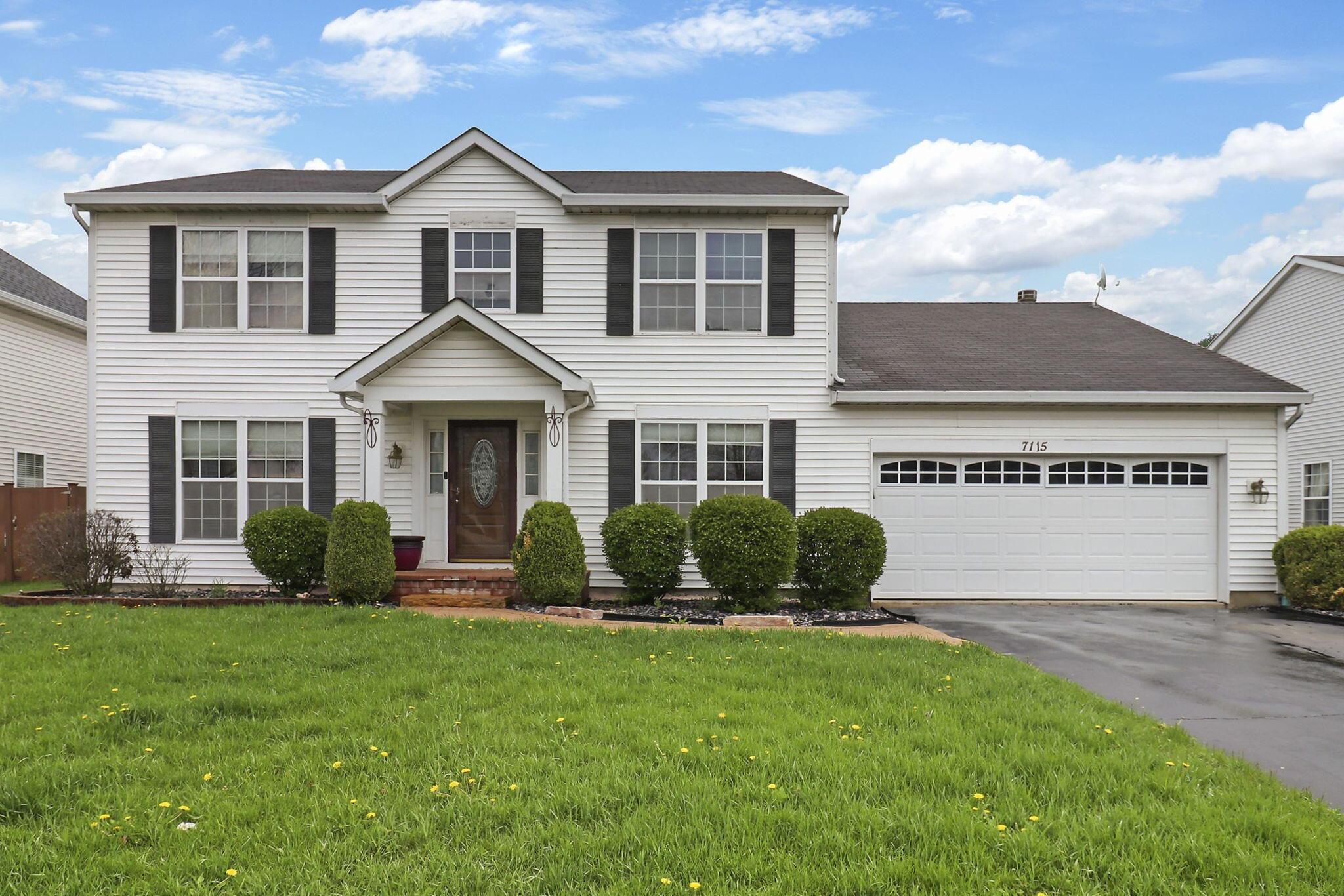 Kenosha, Wisconsin 53142, United States, 3 Bedrooms Bedrooms, ,3 BathroomsBathrooms,Residential,Pending,123463