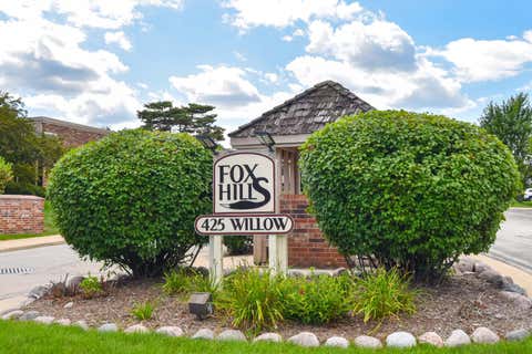 Photo of 425 W Willow Ct, Fox Point, WI 53217 (MLS # 1976618)