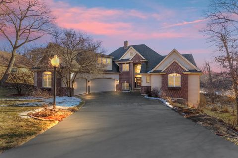 Photo of 743 Royal Troon Ct, Oconomowoc, WI 53066 (MLS # 1951342)