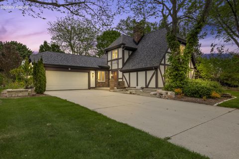Photo of 1908 Bobolink Ave, Grafton, WI 53024 (MLS # 1963763)