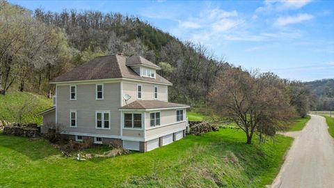 Photo of 51888 Johnstown Rd, Utica, WI 54655 (MLS # 1959464)