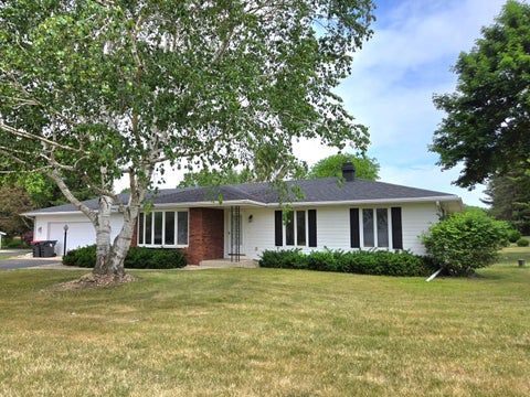 Photo of W6330 Eastern Ave, Koshkonong, WI 53538 (MLS # 1965601)