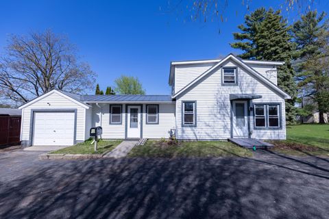 Photo of 1445 MacArthur Rd, Madison, WI 53714 (MLS # 1959265)