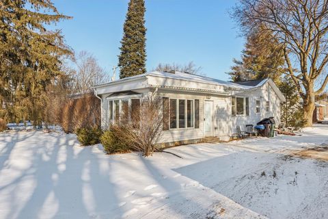 Photo of W1383 W Post Rd, Bloomfield, WI 53128 (MLS # 1950787)