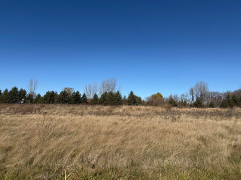 Photo of Lt49 Stillwater Dr, Fond Du Lac, WI 54937 (MLS # 1941925)