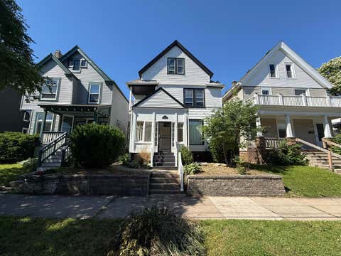 Photo of 1537 E Irving Pl, Milwaukee, WI 53202 (MLS # 1968525)