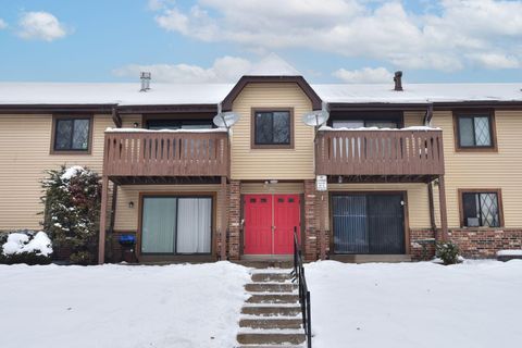 Photo of 6030 W Calumet Rd, Milwaukee, WI 53223 (MLS # 1946653)