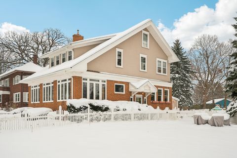 Photo of 806 Racine St, Delavan, WI 53115 (MLS # 1944479)