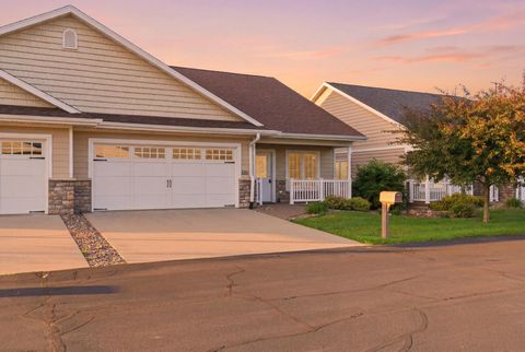 Photo of 1321 Barson Pl, Onalaska, WI 54650 (MLS # 1966853)