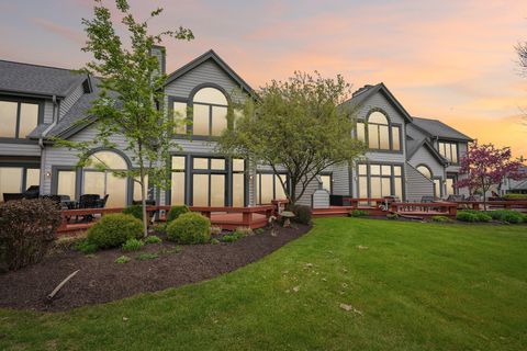Photo of W176S7494 Harbor Cir, Muskego, WI 53150 (MLS # 1961769)