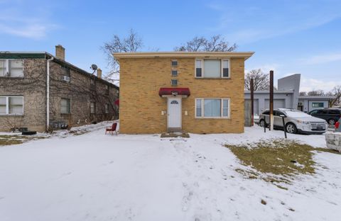 Photo of 3623 N 76th St, Milwaukee, WI 53222 (MLS # 1954852)
