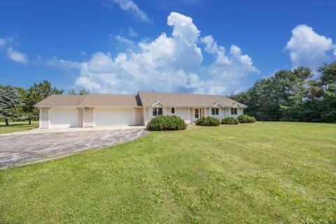 Photo of 7490 Roosevelt Rd, Erin, WI 53027 (MLS # 1971565)