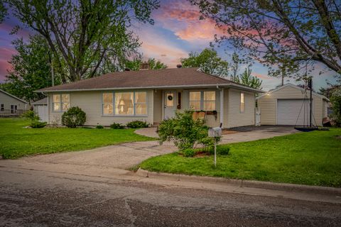 Photo of 3008 26th St S, La Crosse, WI 54601 (MLS # 1961467)